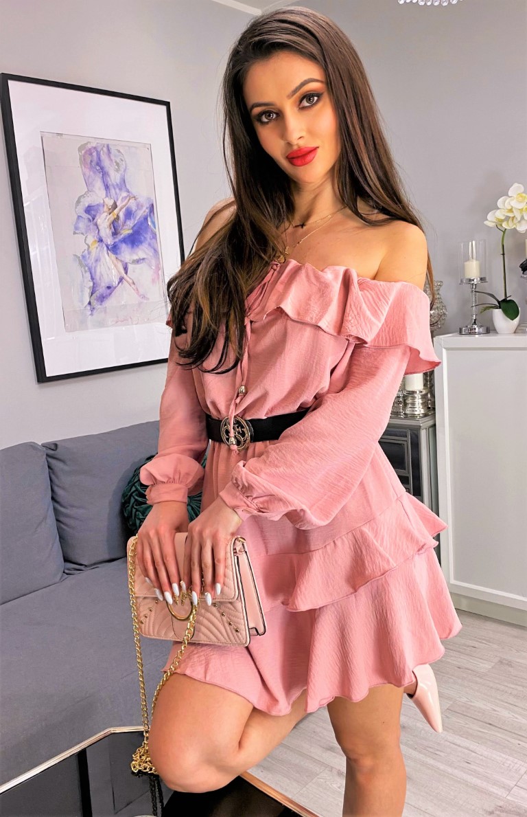sukienka hiszpanka różowa z długim rękawem z falbankami mini butik poznan