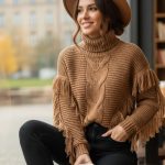 sweter damski karmelowy